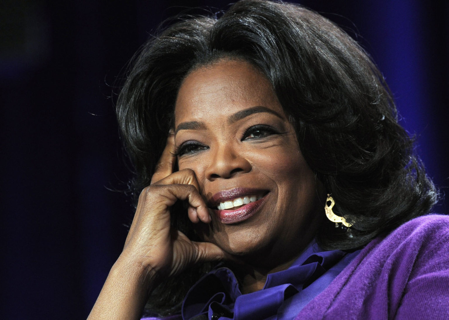 Oprah-the First Black Female Billionaire Who Changed The Lives Of Many ...